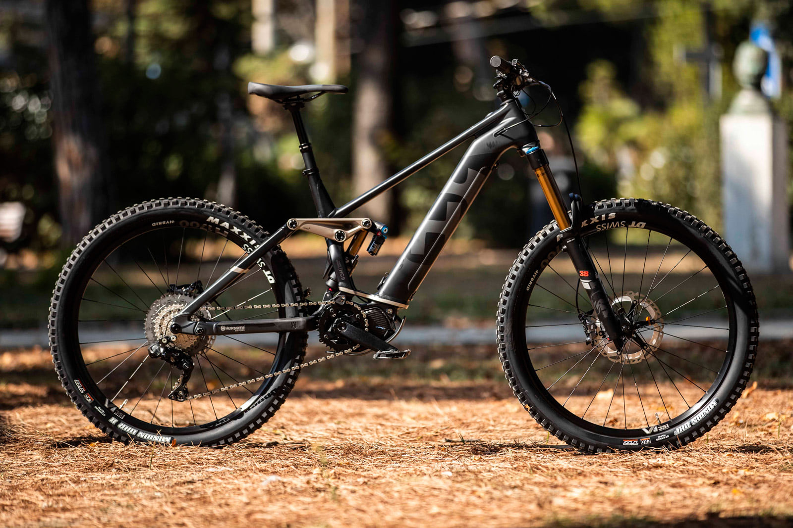 Performance E-MTB bikes are the future!